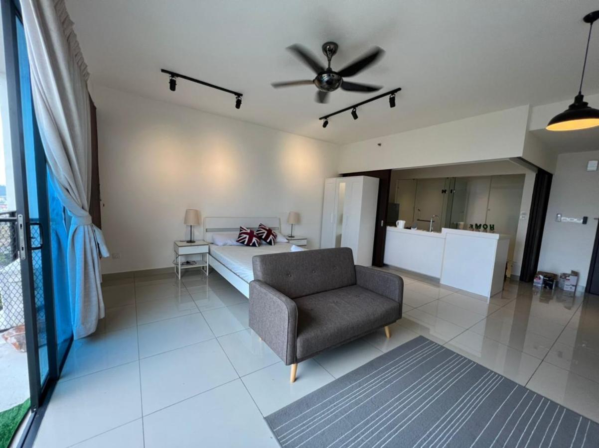 Francesco Suite - Trefoil Setia Alam-Near Setia City Mall & Setia Convention Centre Exterior foto